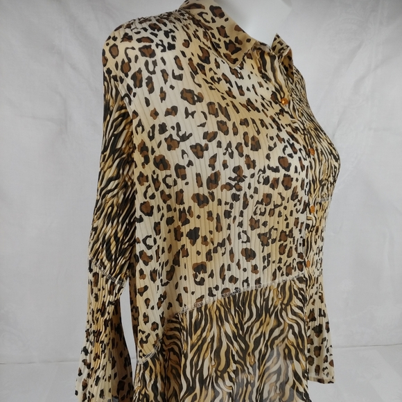 Essentials Milano blouse size XL - Picture 3 of 5